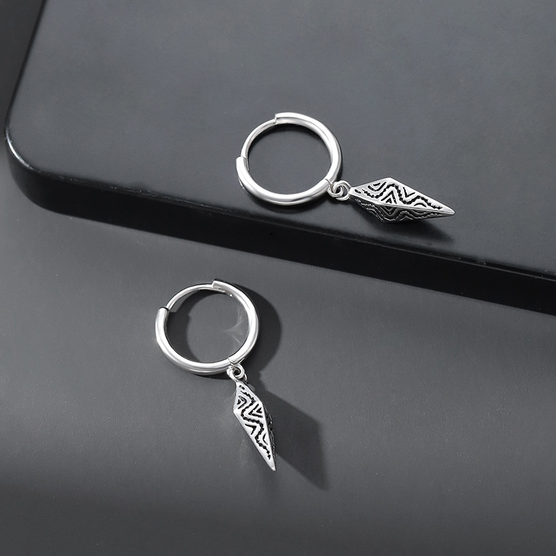 빈티지 기하학 패턴 콘 귀 버클 소년 쥬얼리 남자를위한 - Men'S Accessories Drop Shipping 리뷰 및 가격