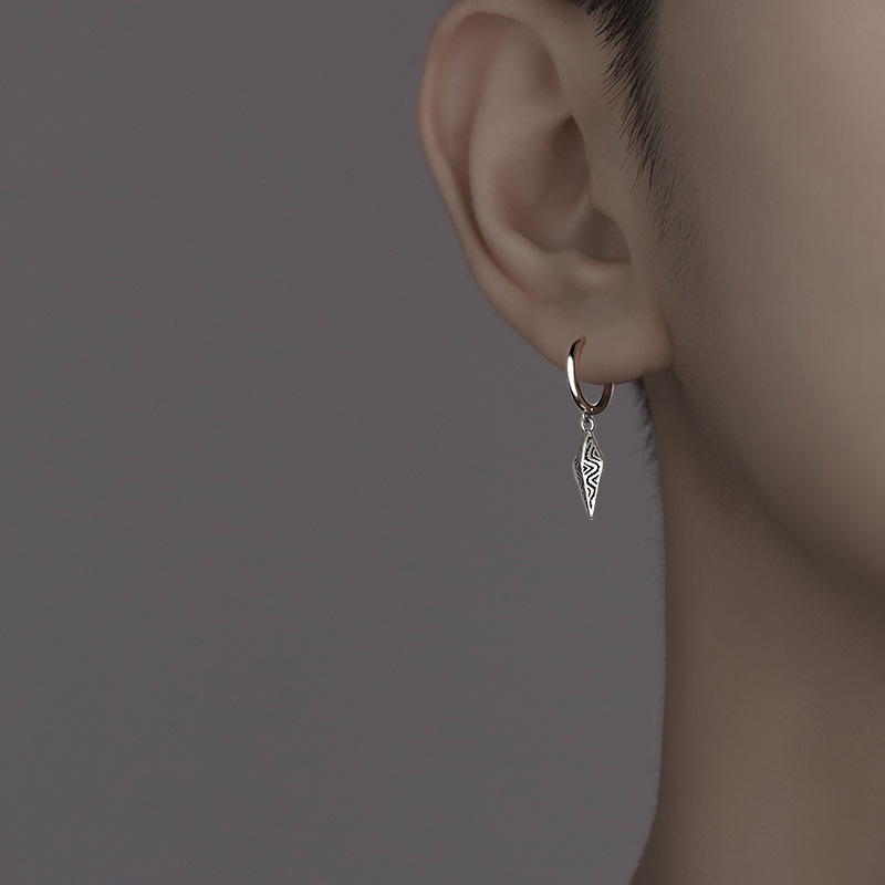 빈티지 기하학 패턴 콘 귀 버클 소년 쥬얼리 남자를위한 - Men'S Accessories Drop Shipping 리뷰 및 가격
